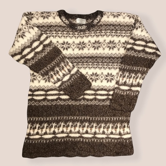 Women’s Raffa %100 Alpaca sweater - Picture 1 of 2
